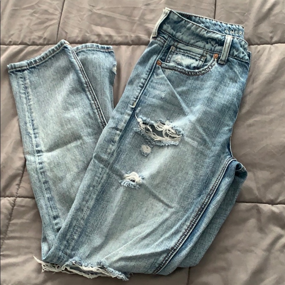 American Eagle (tomgirl) ripped jeans
